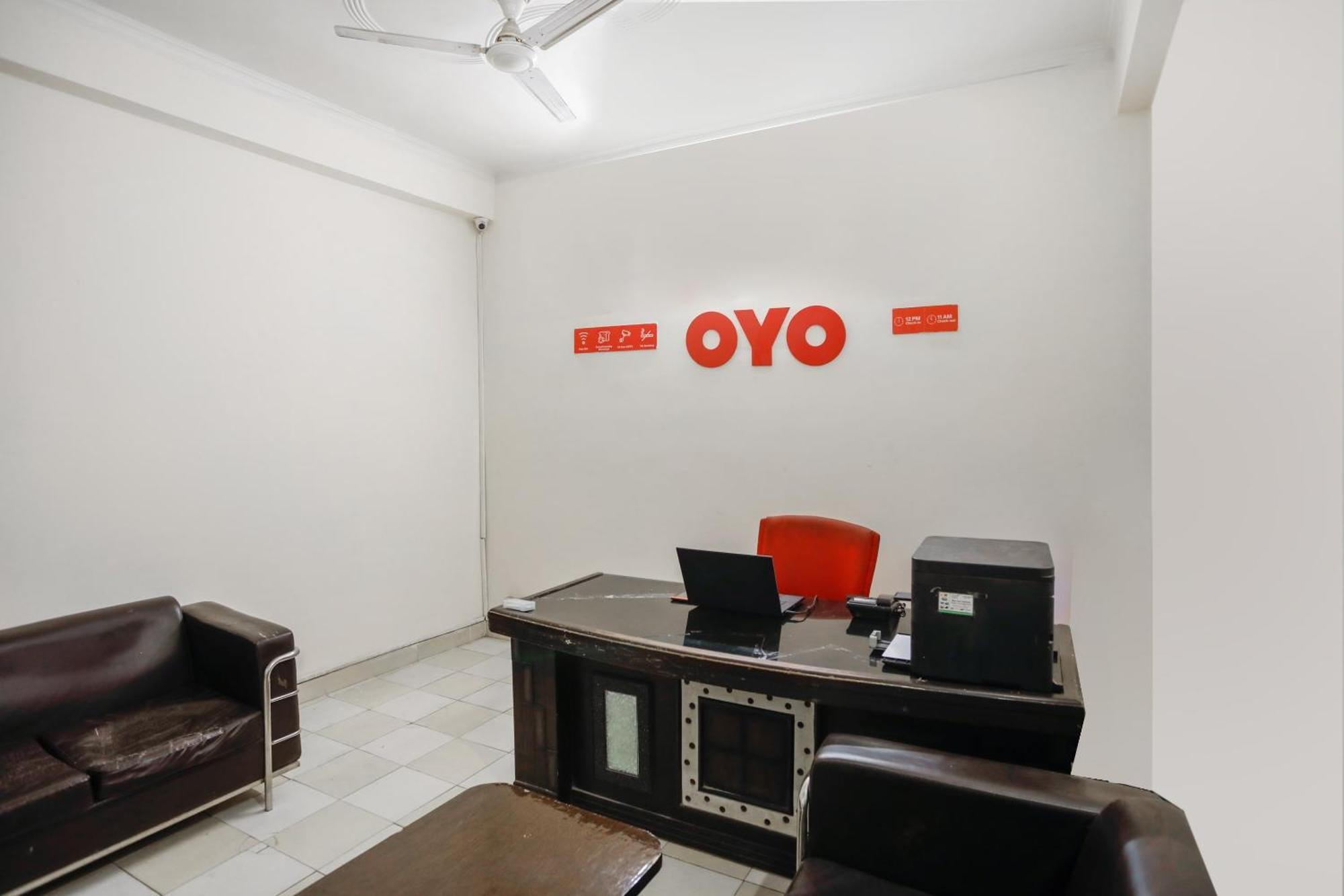 Hotel O Av Residency Near Botanic Garden Of Indian Republic Noida Exterior photo